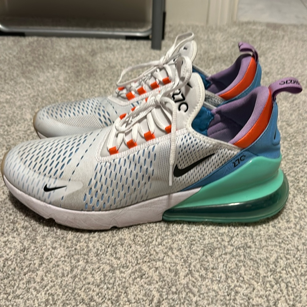 Nike AirMax 27C